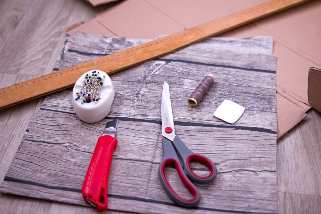 Make it Monday // Easy Purse Organizer DIY from Placemats